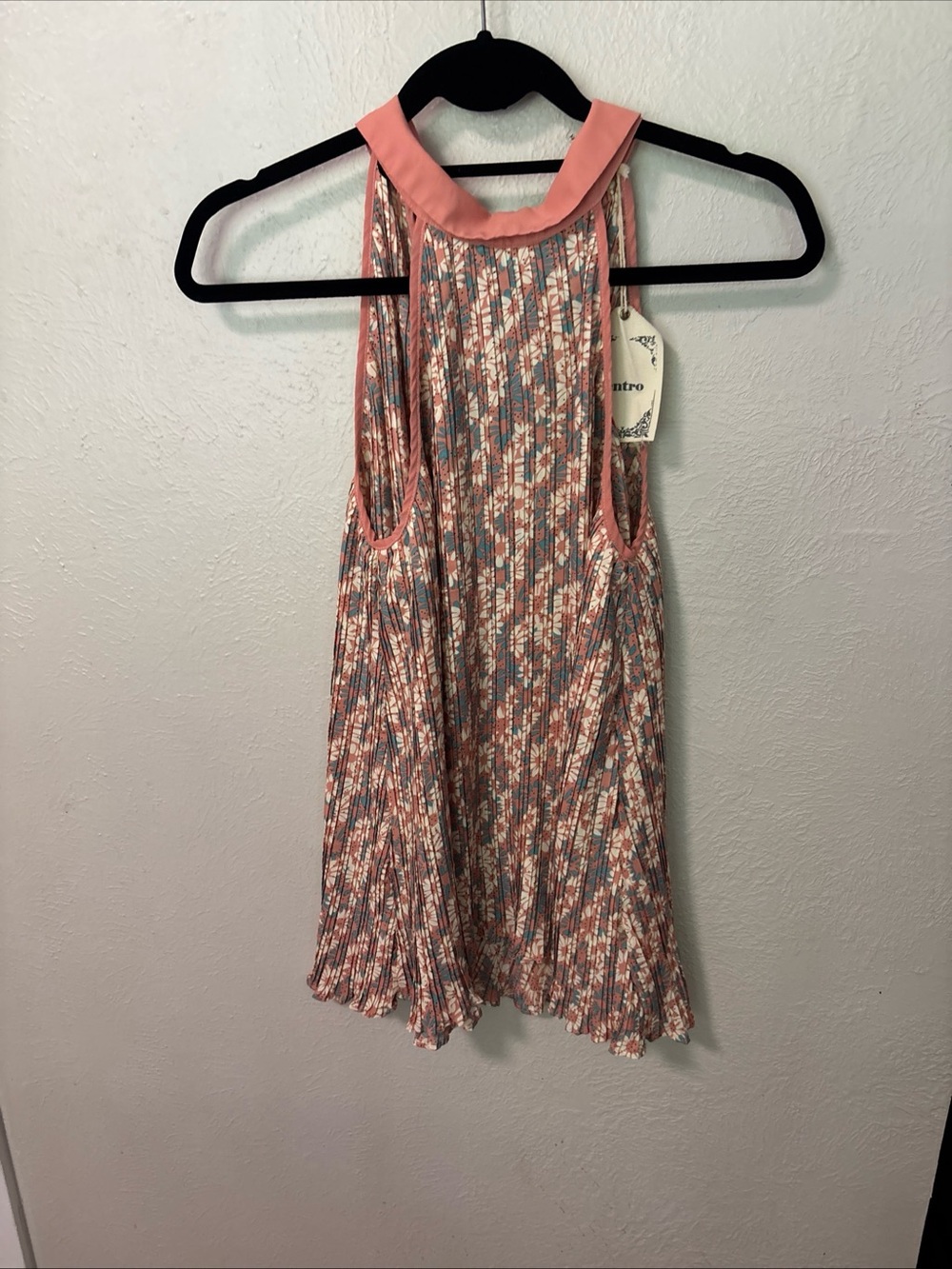 entro Coral Pink Floral Pleated Tank Top Size M